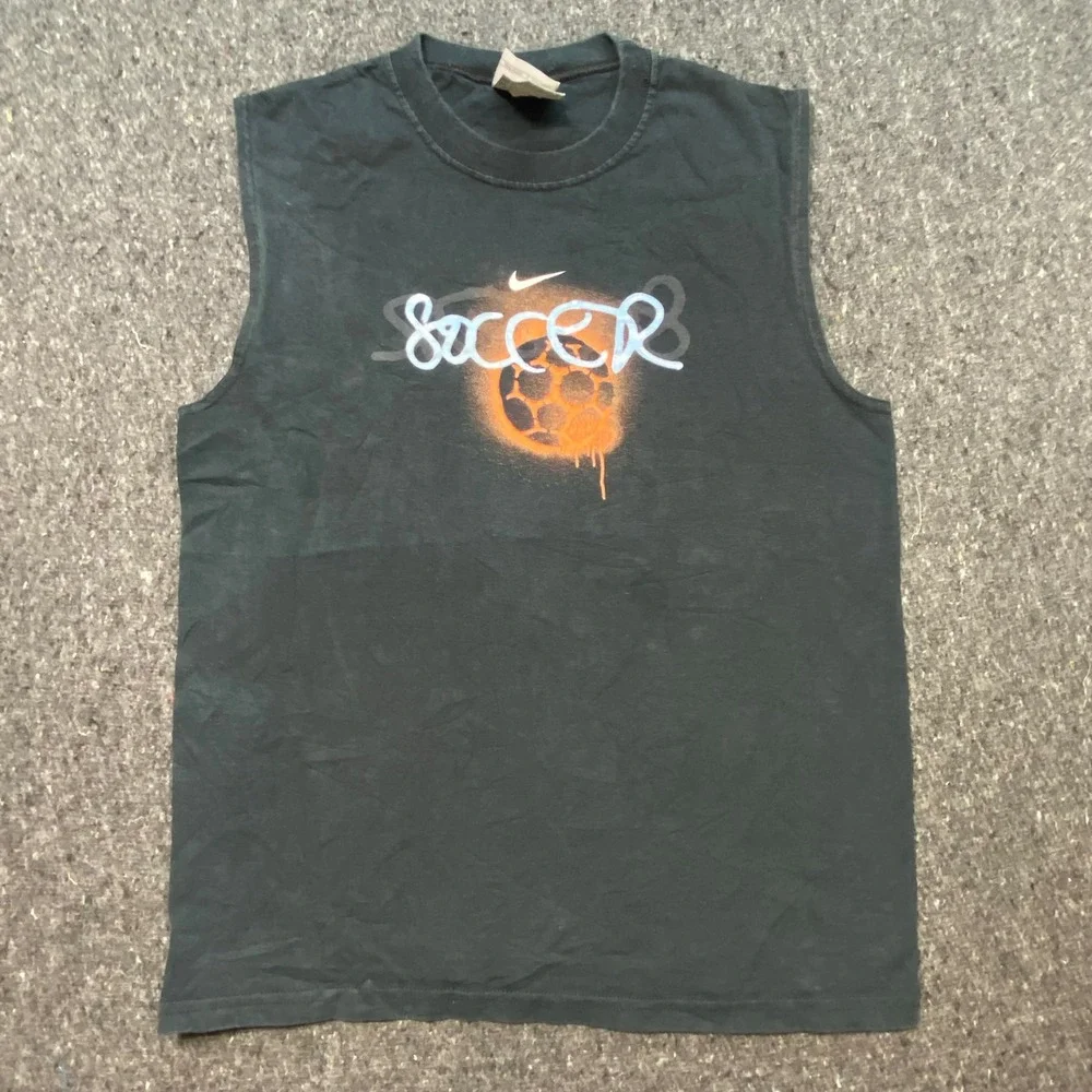 Nike Soccer Muscle Tank M 10-12 Boys Black Skater Spray Paint Graphic Sleeveless